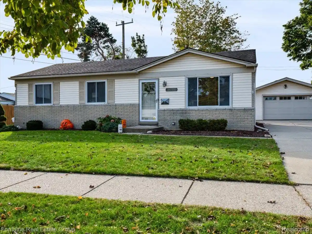 Photo 1 of Sale Pending at 38321 Mason St, Livonia, MI 48154 | MLS# 20261081351 | Listing updated on 2026-10-29