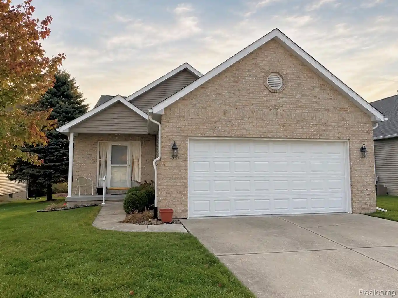 Listing Photo 1 - Condo for sale in 1033 Foxglove Ln located at 1033 Foxglove Ln, Davison, MI 48423 - Unit 1033 Foxglove Ln