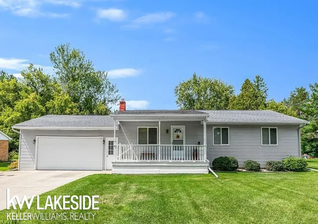 Photo 1 of Single family home for sale at 11124 Main Rd, Fenton, MI 48430 | MLS# 58050224181 | Listing updated on 2026-10-29