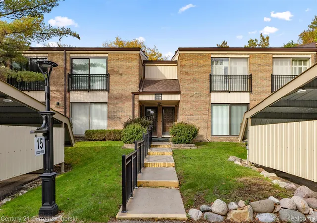 Photo 1 of Condo for sale at 18326 University Park Dr, Livonia, MI 48152 | MLS# 20261081718 | Listing updated on 2026-10-25
