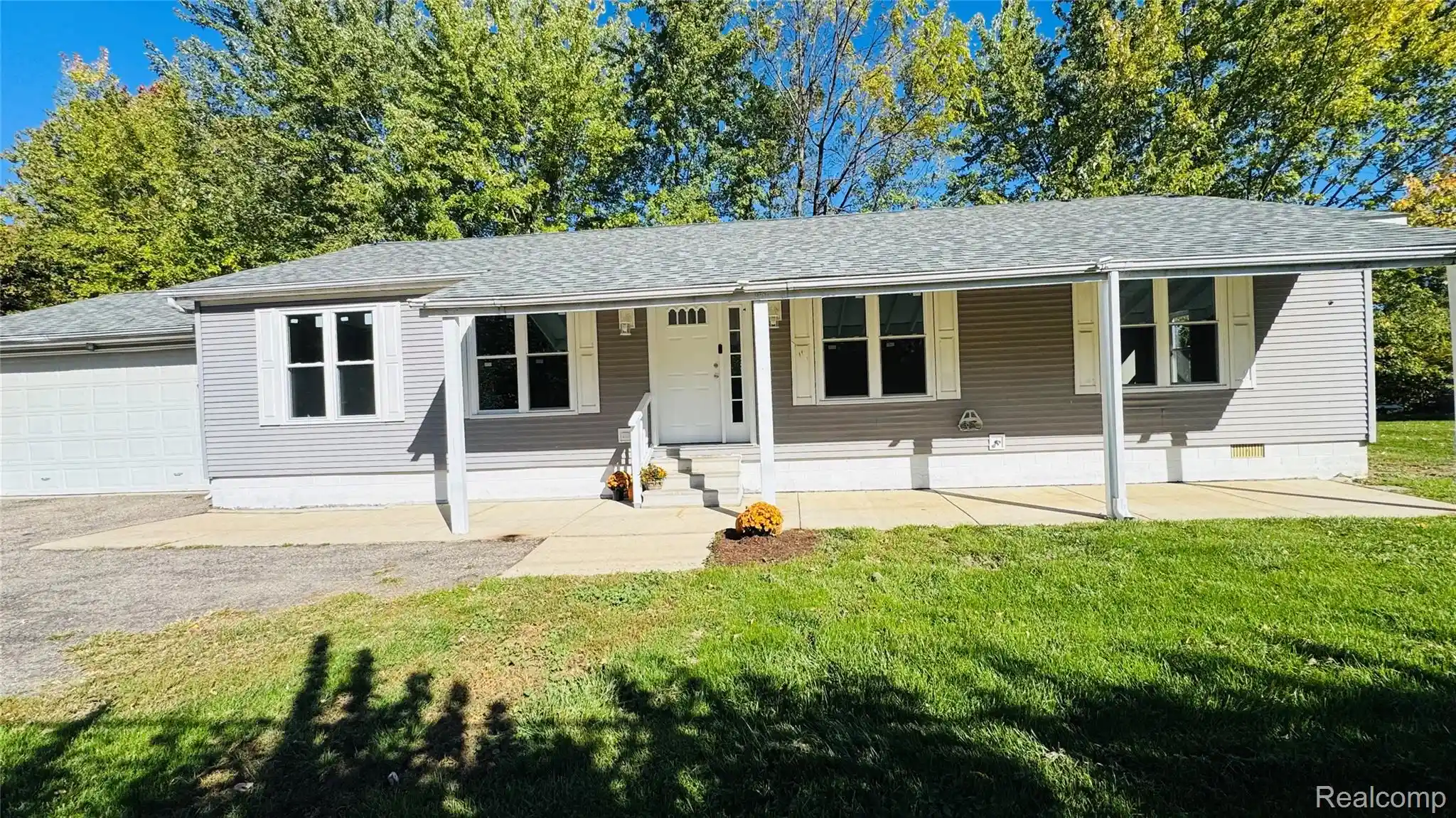 Single family home for sale at 2570 Voorheis Rd, Waterford, MI 48328 | MLS# 20261081741