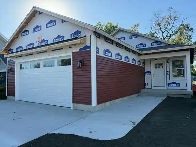 Photo 1 of Sale Pending at 181 Irwin Ave, Muskegon, MI 49442 | MLS# 71026053758 | Listing updated on 2026-10-19