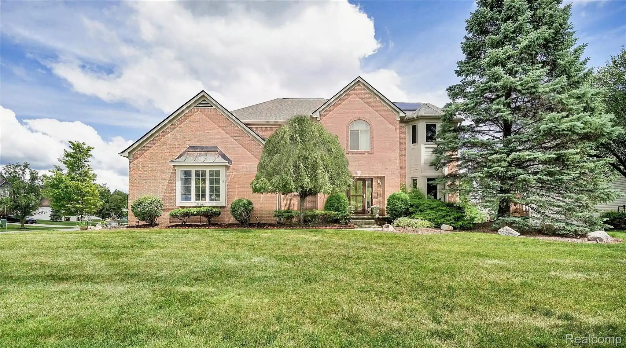 Photo 1 of Single family home for sale at 3200 Appleridge Dr, Ann Arbor, MI 48103 | MLS# 20261081844 | Listing updated on 2026-10-18