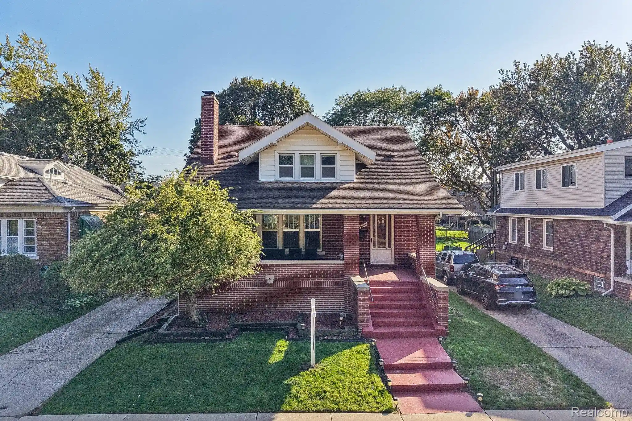 Photo 1 of Single family home for sale at 15744 S Park Ave, Eastpointe, MI 48021 | MLS# 20261082011 | Listing updated on 2026-10-18