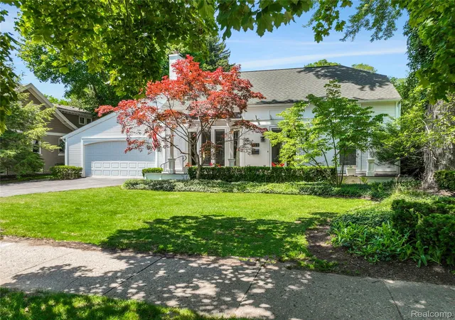 Photo 1 of Single family home for sale at 209 Chesterfield Ave, Birmingham, MI 48009 | MLS# 20261082126 | Listing updated on 2026-10-31