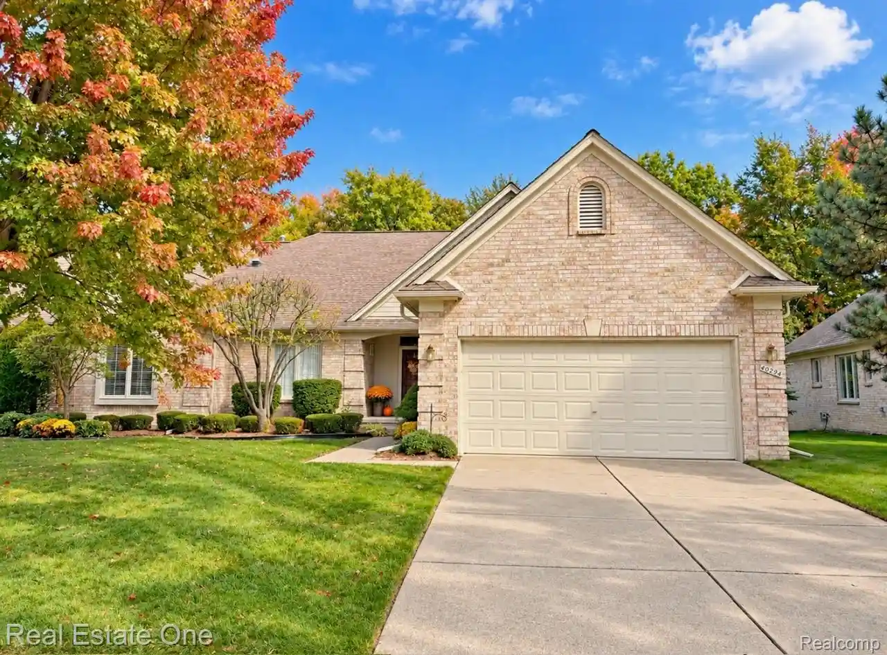 Photo 1 of Sale Pending at 40294 Riverbend Dr, Sterling Heights, MI 48310 | MLS# 20261082305 | Listing updated on 2026-10-28