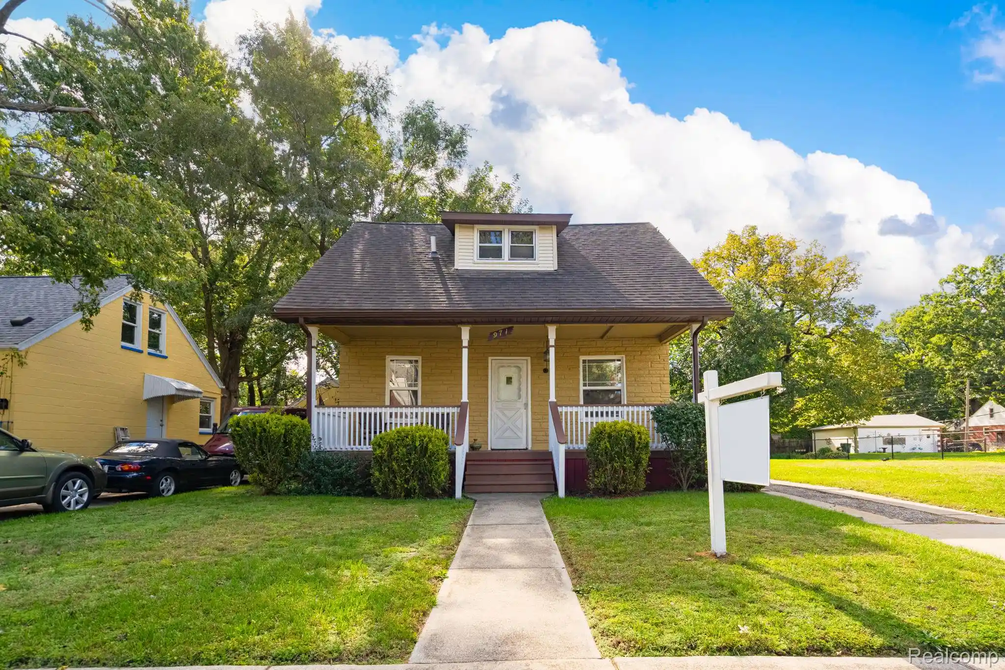 Photo 1 of Single family home for sale at 971 Emwill St, Ferndale, MI 48220 | MLS# 20261082308 | Listing updated on 2026-10-17