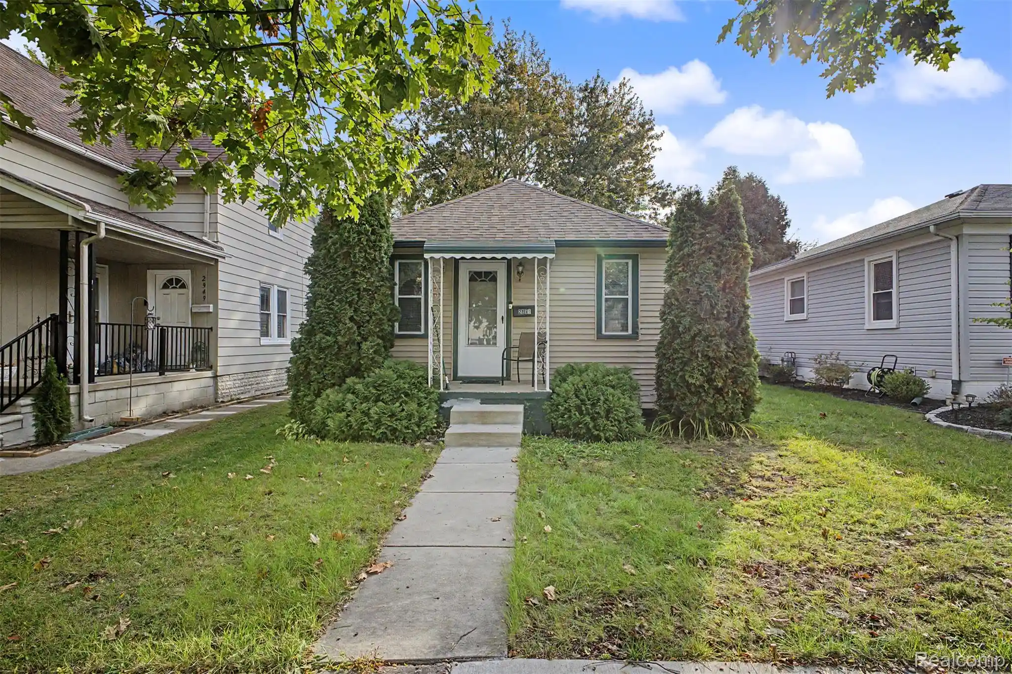 Photo 1 of Single family home for sale at 2951 5th Street, Trenton, MI 48183 | MLS# 20261082312 | Listing updated on 2026-10-17