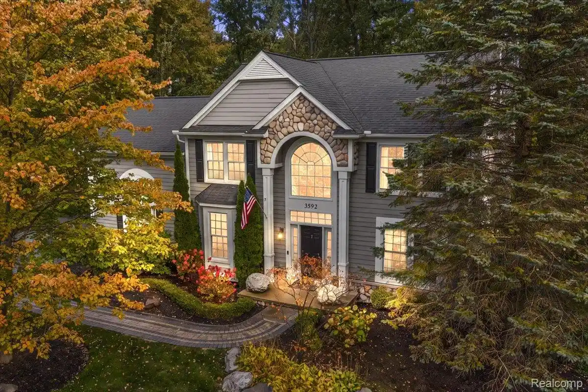 Photo 1 of Sale Pending at 3592 Sunnyside Ct, Rochester, MI 48306 | MLS# 20261082327 | Listing updated on 2026-10-21