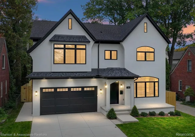 Photo 1 of Single family home for sale at 526 W Webster Rd, Royal Oak, MI 48073 | MLS# 20261082333 | Listing updated on 2026-10-26