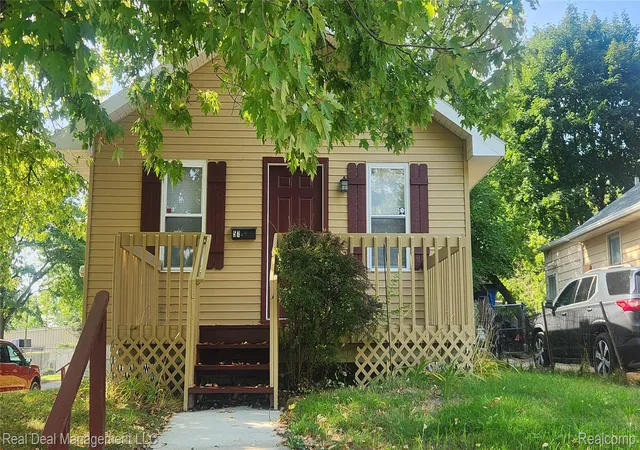 Photo 1 of Single family home for sale at 57 W Rundell St, Pontiac, MI 48342 | MLS# 20261082336 | Listing updated on 2026-10-29