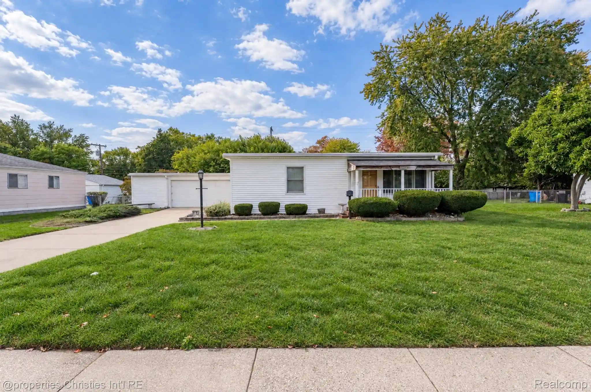 Photo 1 of Single family home for sale at 28785 Delton St, Madison Heights, MI 48071 | MLS# 20261082388 | Listing updated on 2026-10-25