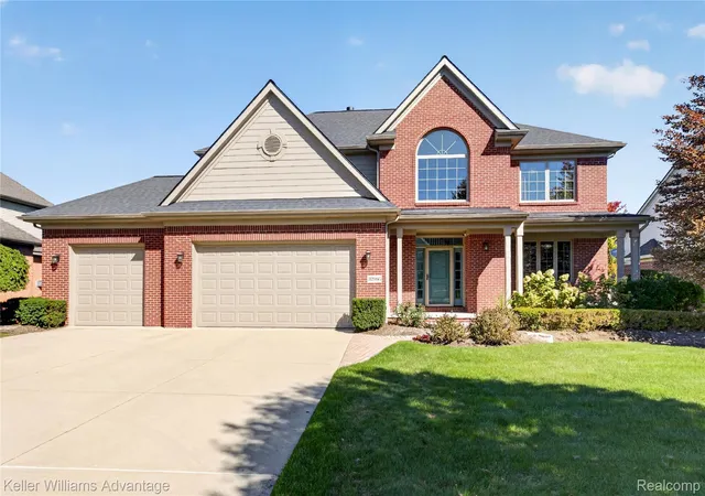 Photo 1 of Sale Pending at 32986 Brookside Ct, Livonia, MI 48152 | MLS# 20261082389 | Listing updated on 2026-10-27