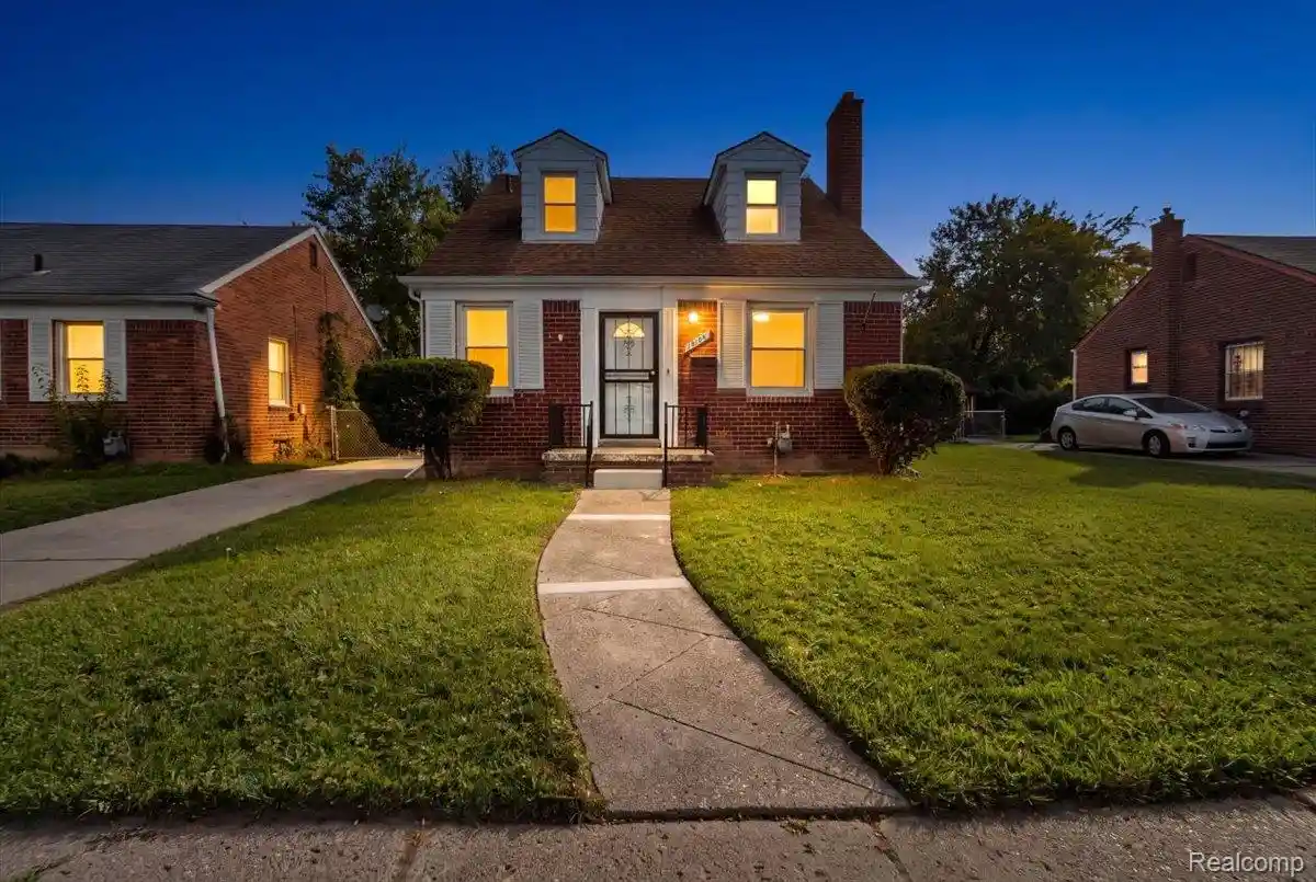 Photo 1 of Sale Pending at 18104 Oakfield St, Detroit, MI 48235 | MLS# 20261082407 | Listing updated on 2026-10-31