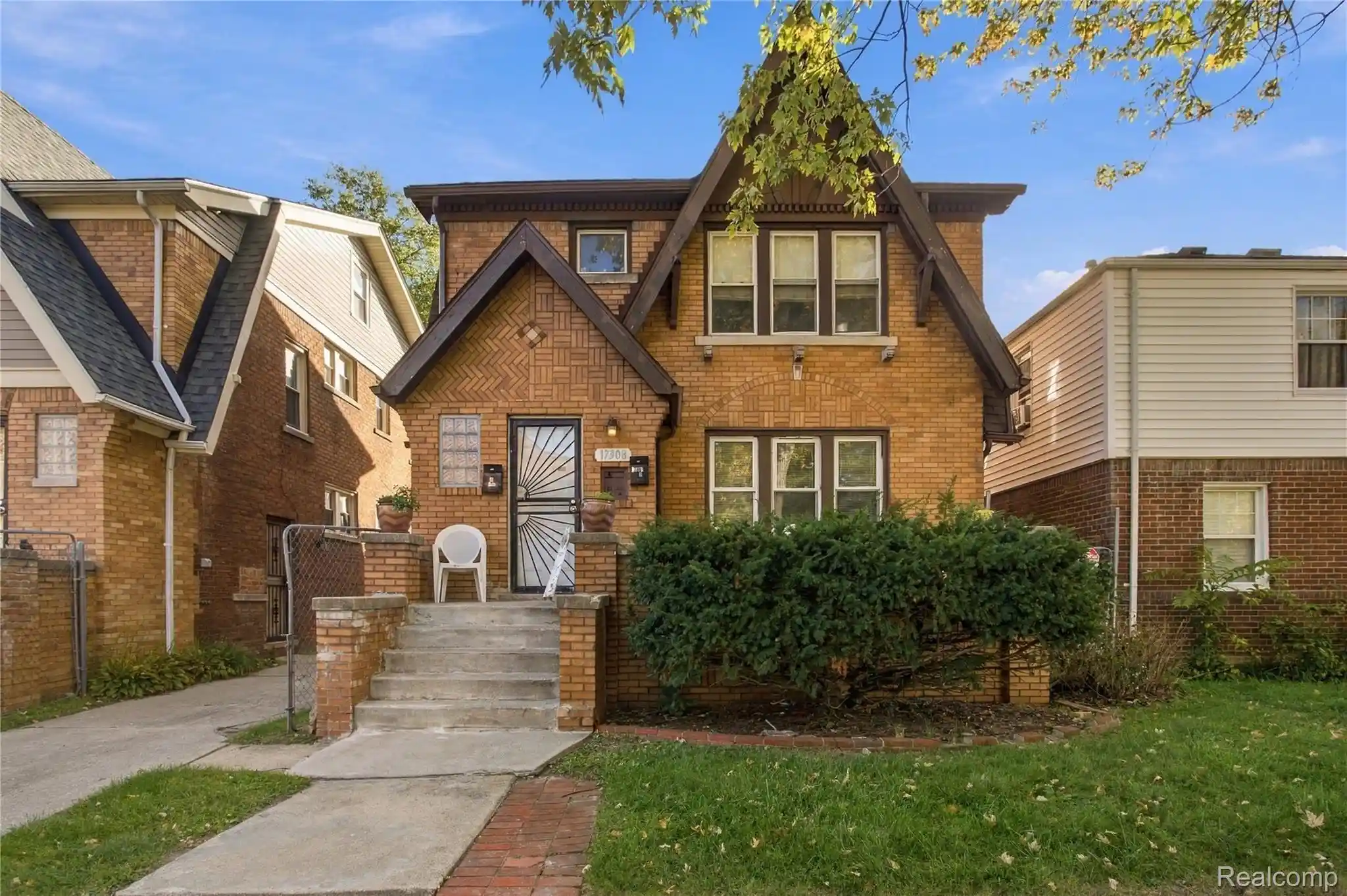 Multi family home for sale at 17308 Oak Dr, Detroit, MI 48221 | MLS# 20261082419