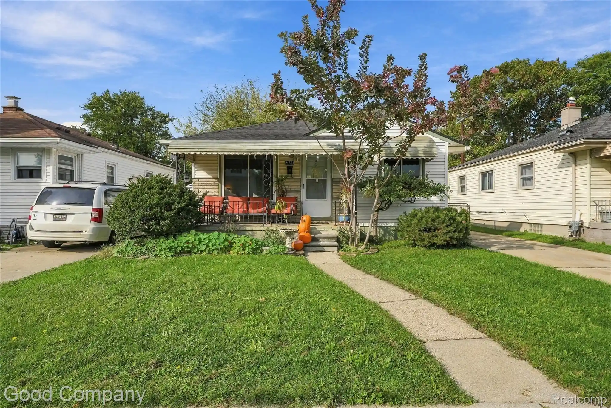 Photo 1 of Single family home for sale at 24633 Wilmot Ave, Eastpointe, MI 48021 | MLS# 20261082472 | Listing updated on 2026-10-20