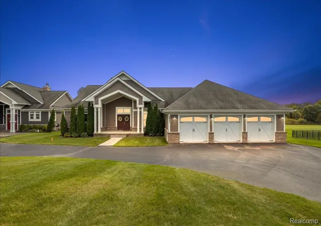 Photo 1 of Single family home for sale at 2901 Sleeth Rd, Commerce Township, MI 48382 | MLS# 20261082509 | Listing updated on 2026-10-28
