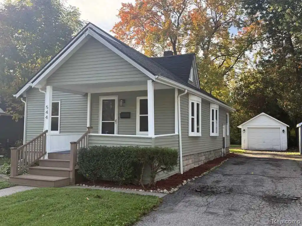 Photo 1 of Sale Pending at 544 Atwater St, Lake Orion, MI 48362 | MLS# 20261082511 | Listing updated on 2026-10-15