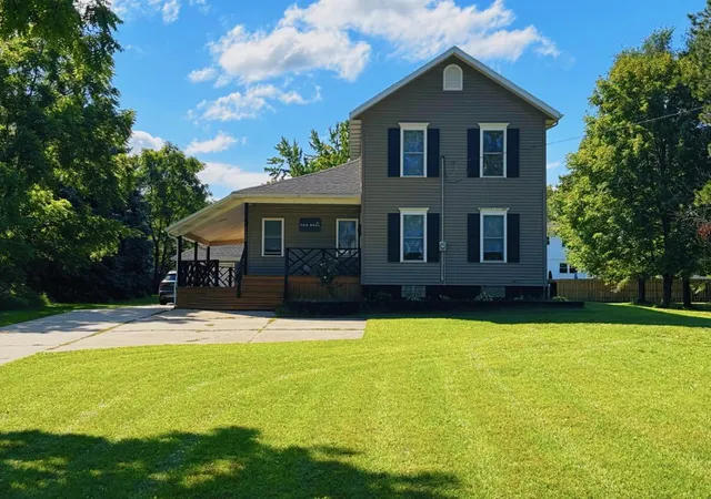 Photo 1 of Single family home for sale at 1122 68th Street Se, Grand Rapids, MI 49508 | MLS# 65026054263 | Listing updated on 2026-10-27