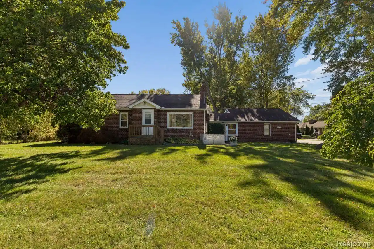 Photo 1 of Sale Pending at 3474 Grange Hall Rd, Holly, MI 48442 | MLS# 20261082515 | Listing updated on 2026-10-22