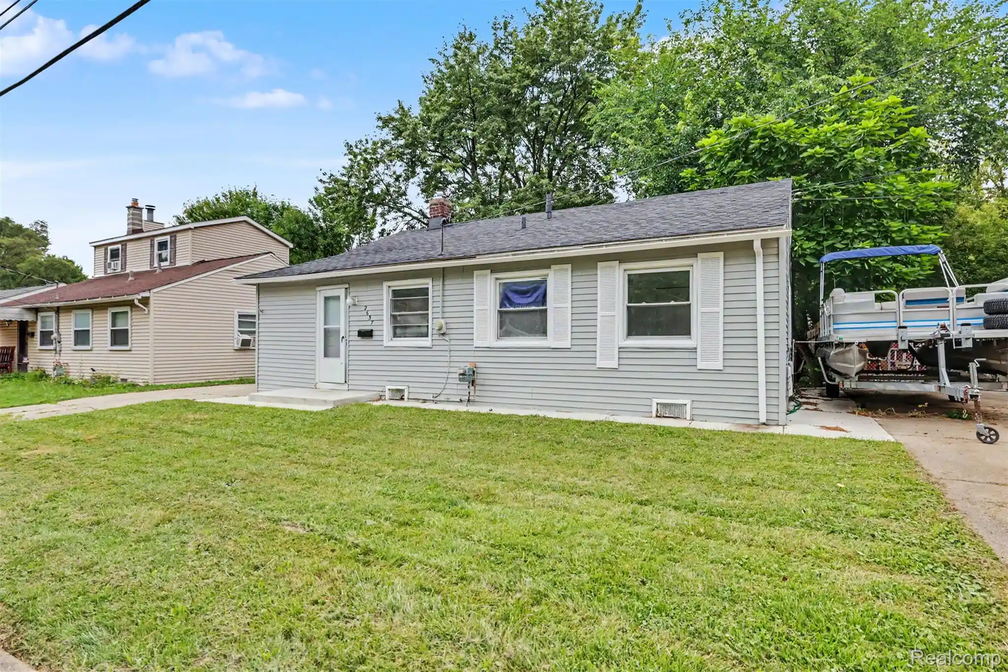Photo 1 of Single family home for sale at 2637 Cascade Ct, Westland, MI 48186 | MLS# 20261082530 | Listing updated on 2026-10-13