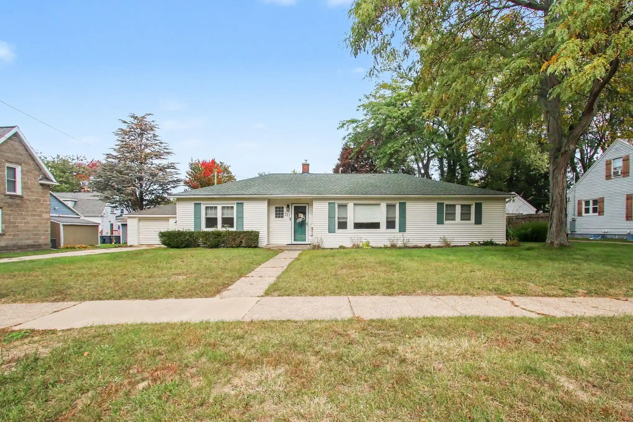 Photo 1 of Sale Pending at 311 S Haven St, South Haven, MI 49090 | MLS# 69026054283 | Listing updated on 2026-10-21