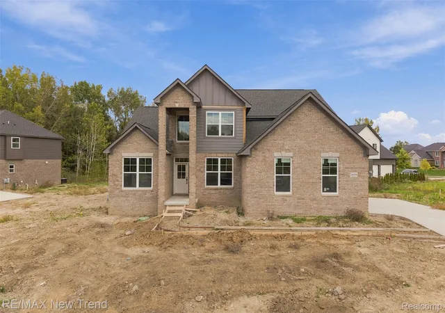 Photo 1 of Single family home for sale at 24454 Pembrooke Dr, South Lyon, MI 48178 | MLS# 20261082593 | Listing updated on 2026-10-27