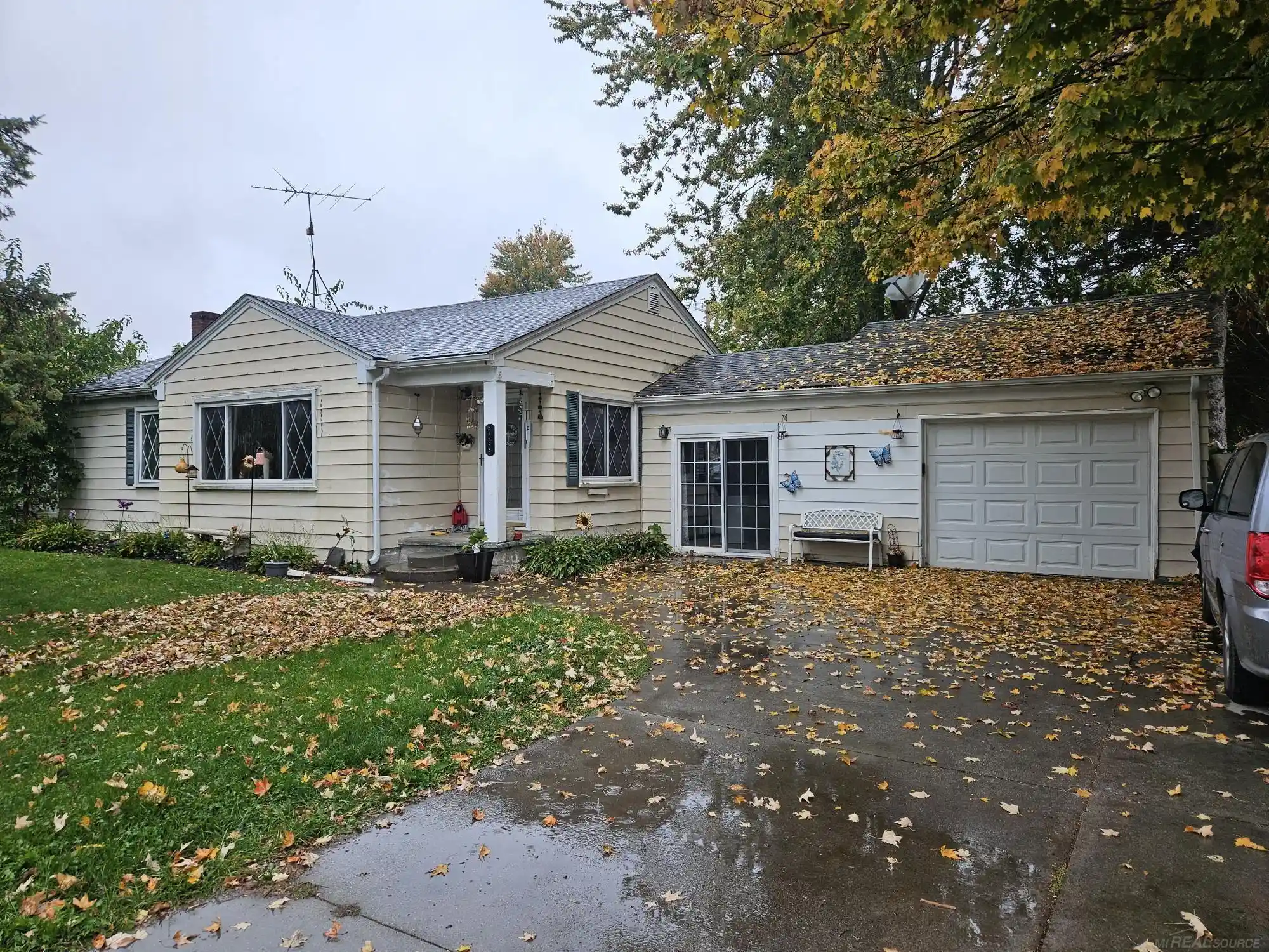 Photo 1 of Single family home for sale at 34665 Benton St, Memphis, MI 48041 | MLS# 58050224623 | Listing updated on 2026-10-12
