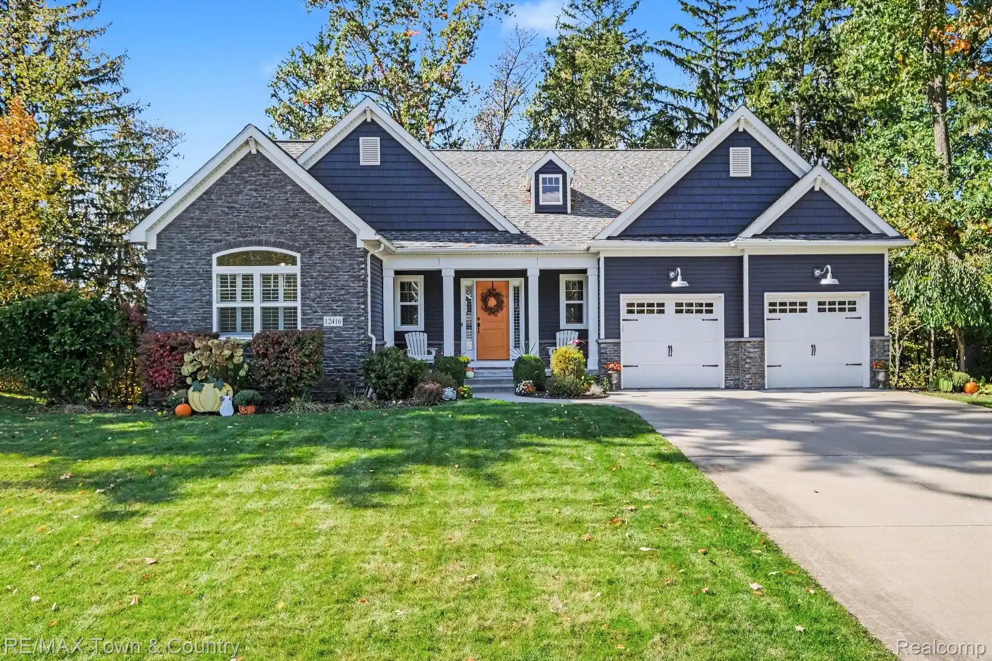 Photo 1 of Single family home for sale at 12416 Wolfberry Ct, Fenton, MI 48430 | MLS# 20261082608 | Listing updated on 2026-10-17
