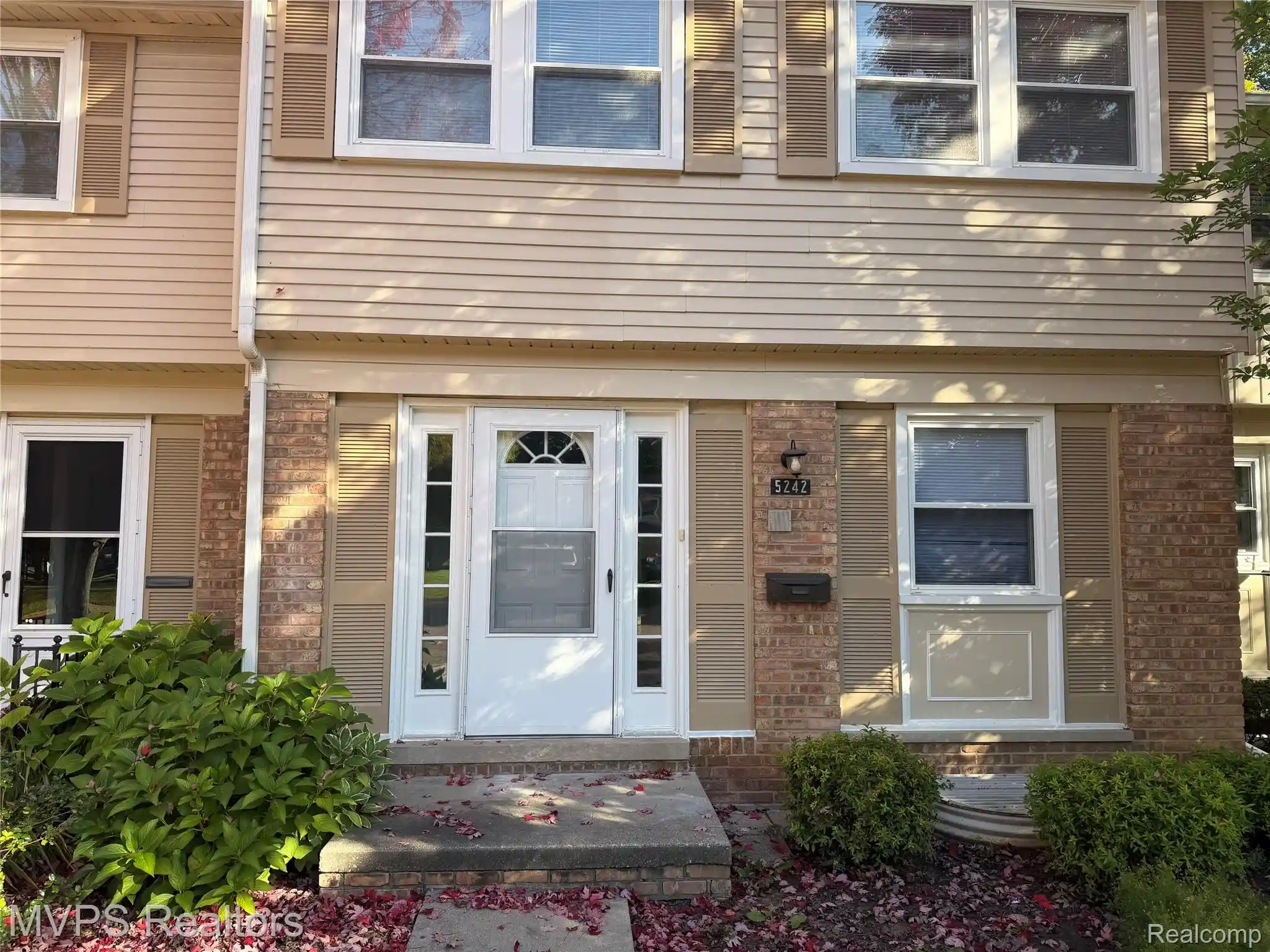 Condo for sale at 5242 Breeze Hl, Troy, MI 48098 | MLS# 20261082663
