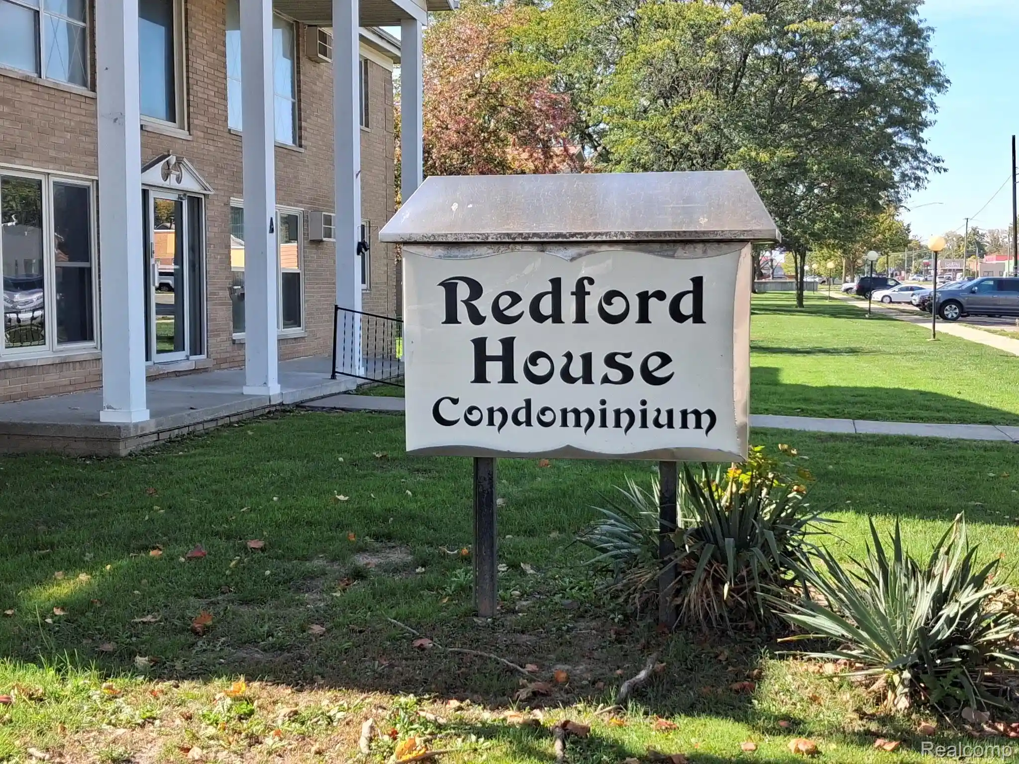 Photo 1 of Condo for sale at 26309 W 7 Mile Rd #122, Redford, MI 48240 | MLS# 20261082684 | Listing updated on 2026-10-15