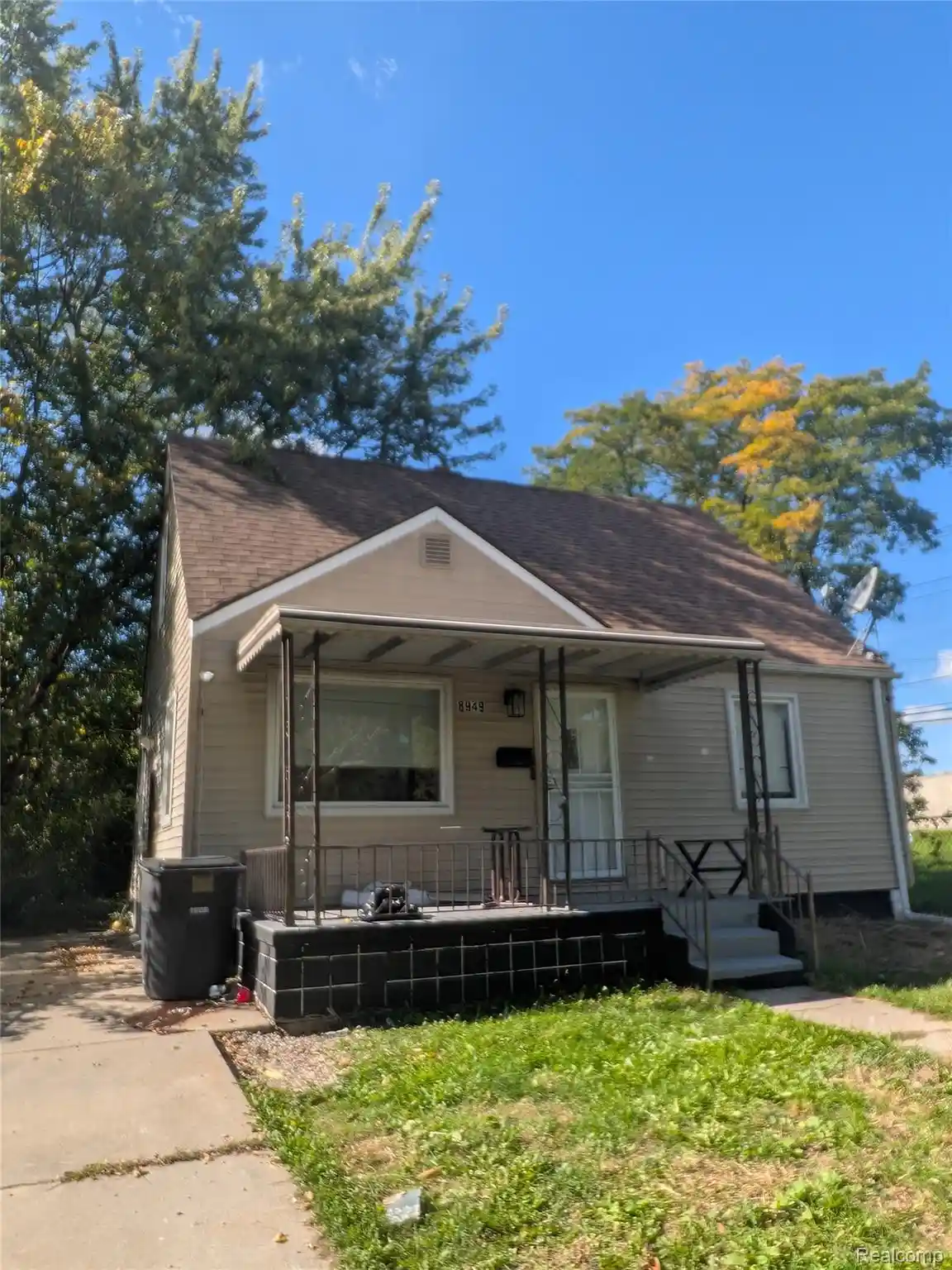 Photo 1 of Single family home for sale at 8949 Marlowe St, Detroit, MI 48228 | MLS# 20261082689 | Listing updated on 2026-10-21