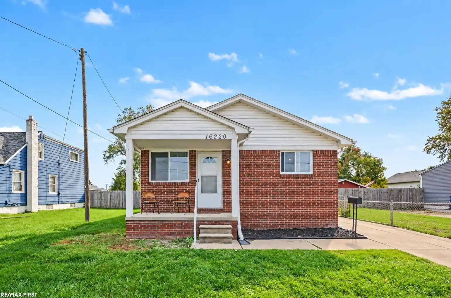 Photo 1 of Single family home for sale at 16220 Frazho Rd, Roseville, MI 48066 | MLS# 58050224651 | Listing updated on 2026-10-15