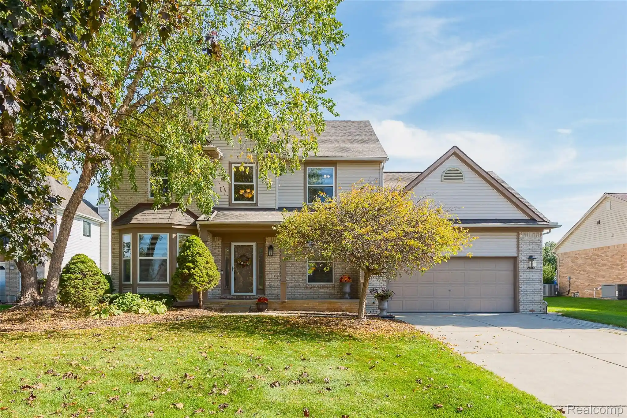 Photo 1 of Single family home for sale at 25862 Carriage Ln, South Lyon, MI 48178 | MLS# 20261082779 | Listing updated on 2026-10-24
