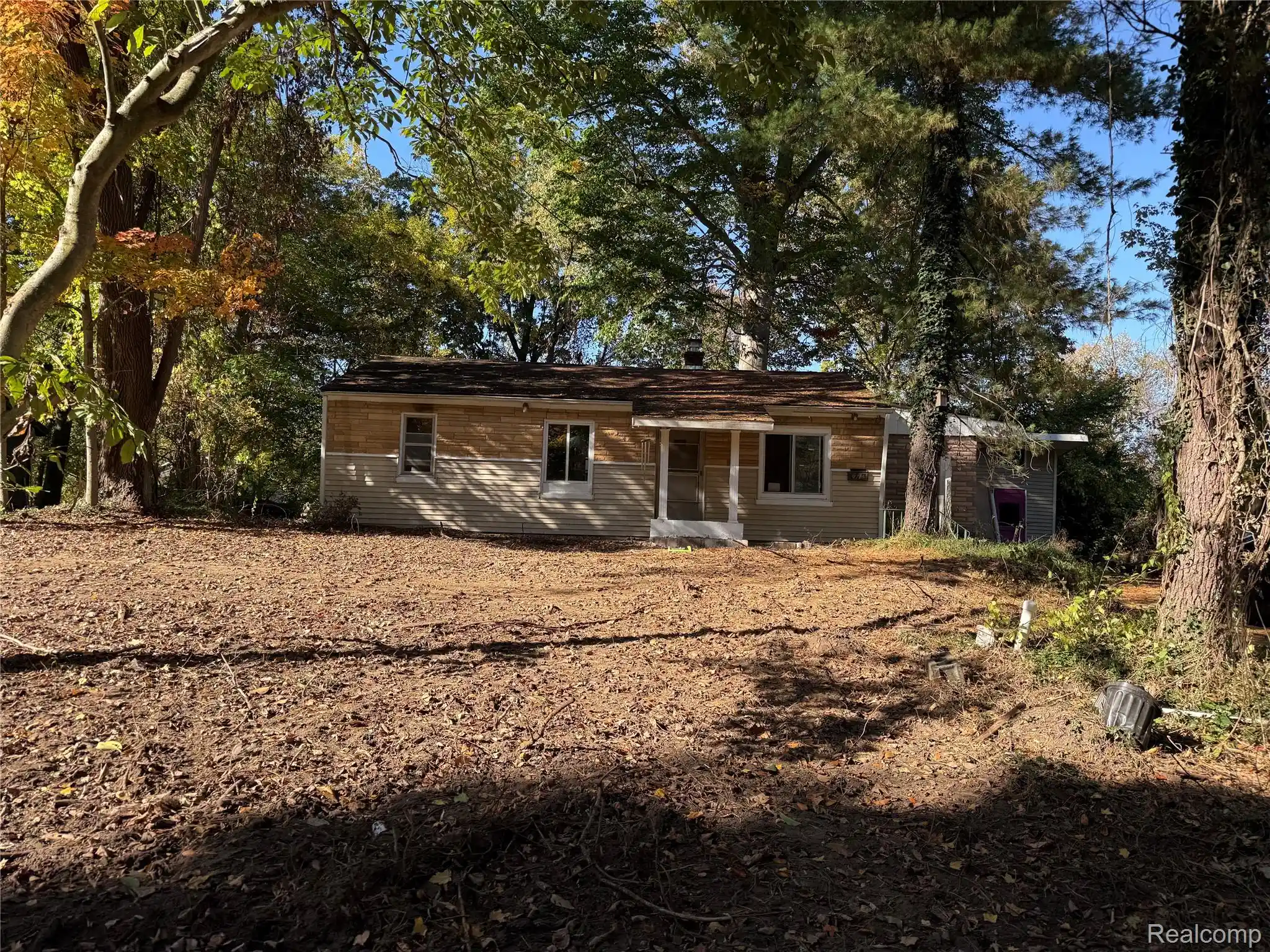 Photo 1 of Single family home for sale at 9736 Log Cabin Trl, White Lake, MI 48386 | MLS# 20261082818 | Listing updated on 2026-10-14