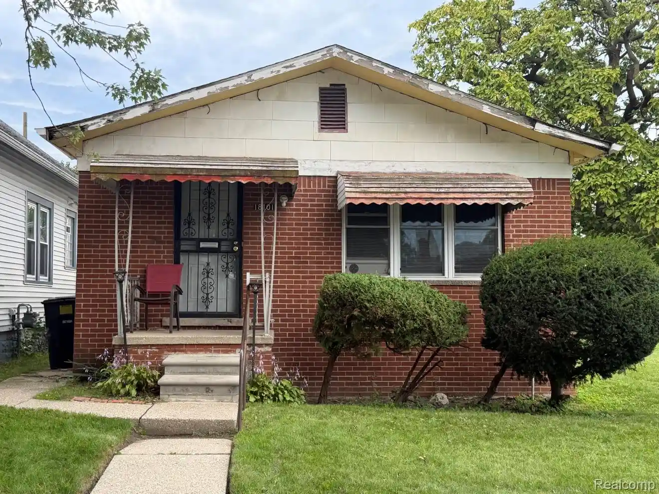 Photo 1 of Single family home for sale at 18101 Sunset St, Detroit, MI 48234 | MLS# 20261082834 | Listing updated on 2026-10-13
