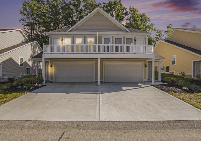 Condo for sale at 17539 Beechwood Ln, Spring Lake, MI 49456 | MLS# 65026054395