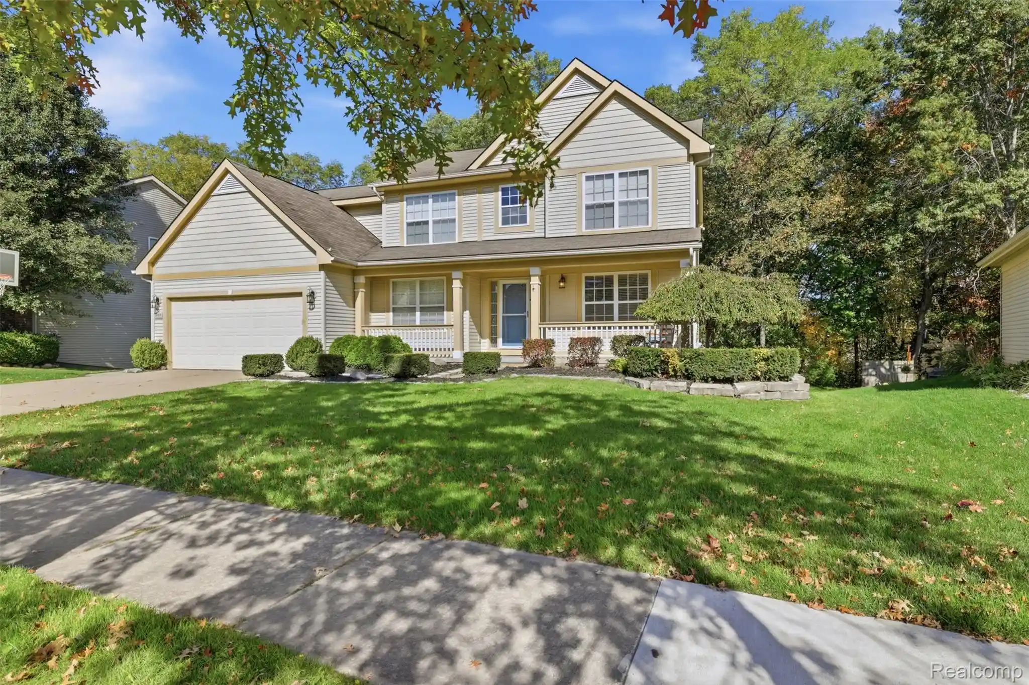 Photo 4 of Single family home for sale at 3033 Stillriver Dr, Howell, MI 48843 | MLS# 20261082842 | Listing updated on 2026-10-28