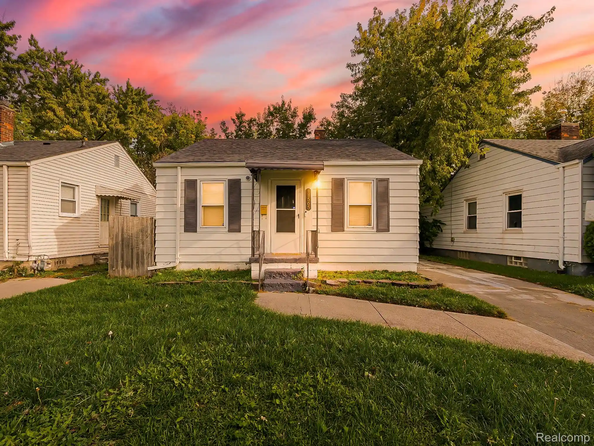 Photo 1 of Single family home for sale at 18565 Kenosha St, Harper Woods, MI 48225 | MLS# 20261082868 | Listing updated on 2026-10-16