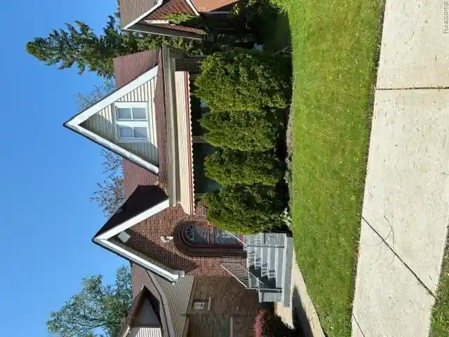 Photo 1 of Sale Pending at 269 Eastlawn St, Detroit, MI 48215 | MLS# 20261082880 | Listing updated on 2026-10-21