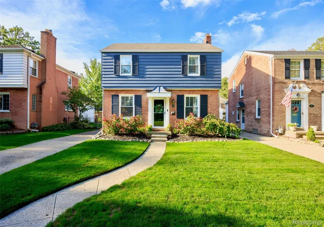 Single family home for sale at 269 Ridgemont Rd, Grosse Pointe Farms, MI 48236 | MLS# 20261082898
