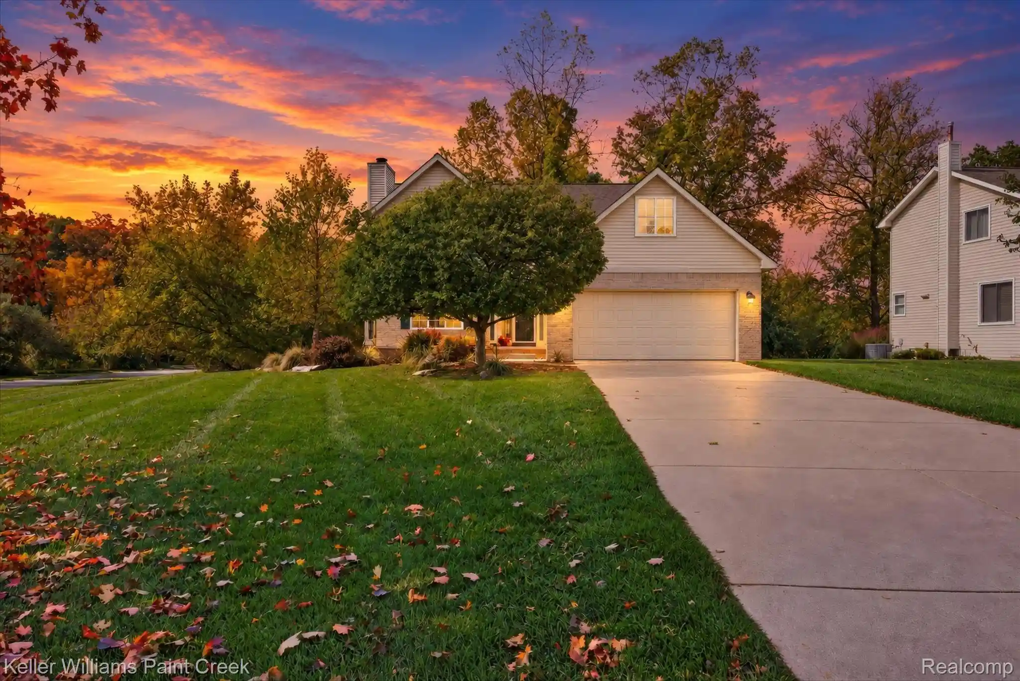 Photo 1 of Single family home for sale at 744 Glenmoor Dr, Oxford, MI 48371 | MLS# 20261082912 | Listing updated on 2026-10-18