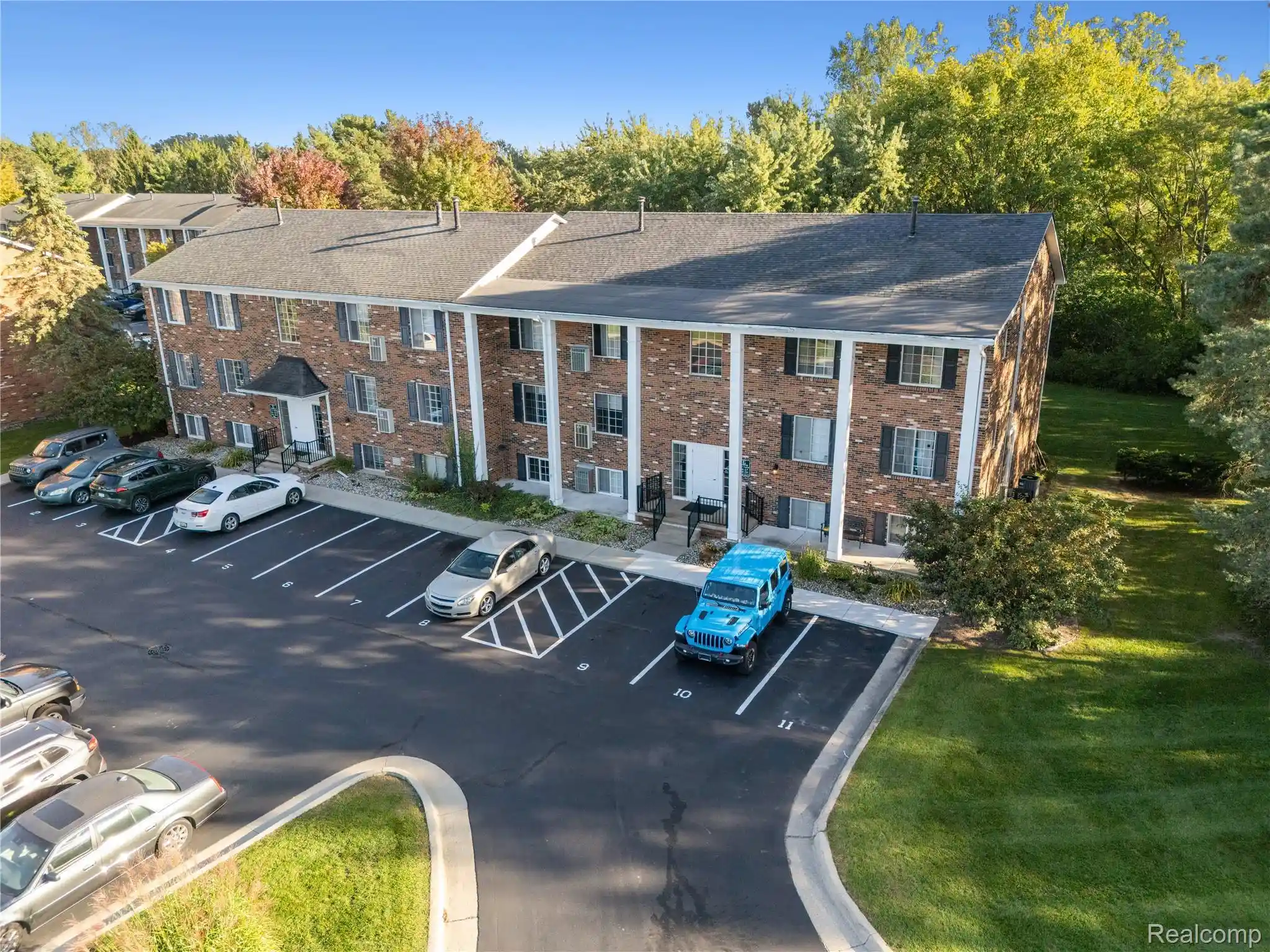 Photo 1 of Condo for sale at 515 W Highland Rd #6, Howell, MI 48843 | MLS# 20261082919 | Listing updated on 2026-10-20