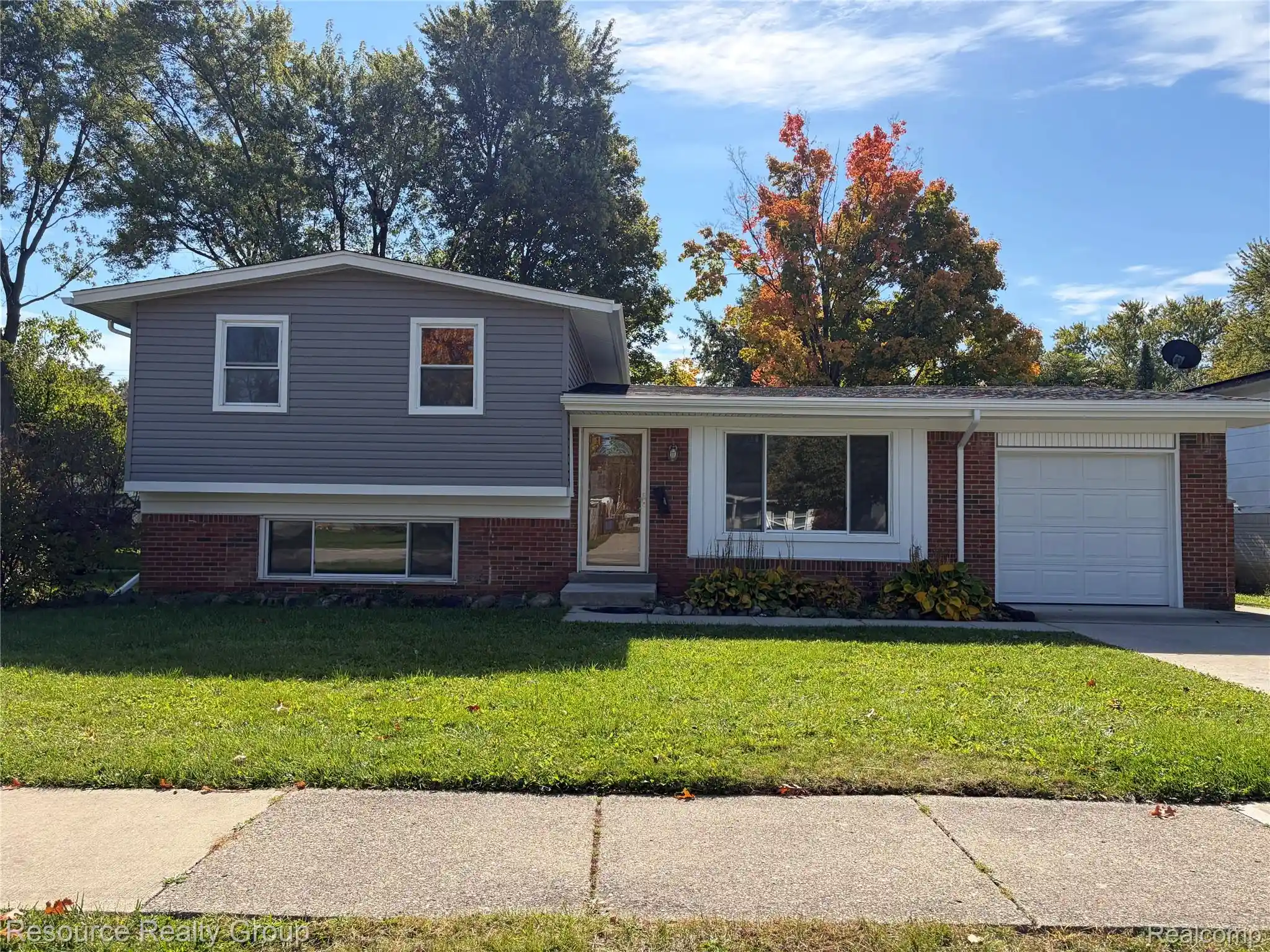 Photo 1 of Single family home for sale at 2906 Marshall St, Ann Arbor, MI 48108 | MLS# 20261082924 | Listing updated on 2026-10-25