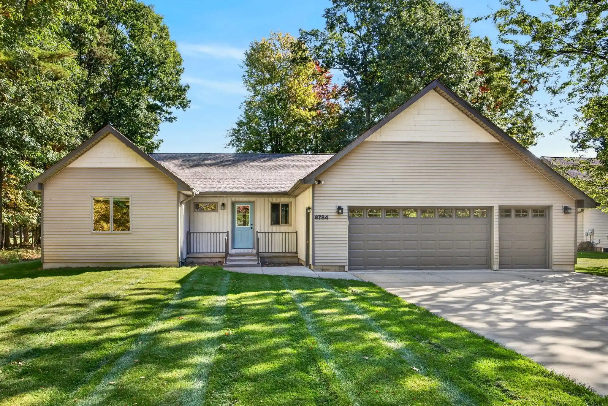 Photo 1 of Single family home for sale at 6784 Beechnut Ct, Stanwood, MI 49346 | MLS# 72026054457 | Listing updated on 2026-10-13