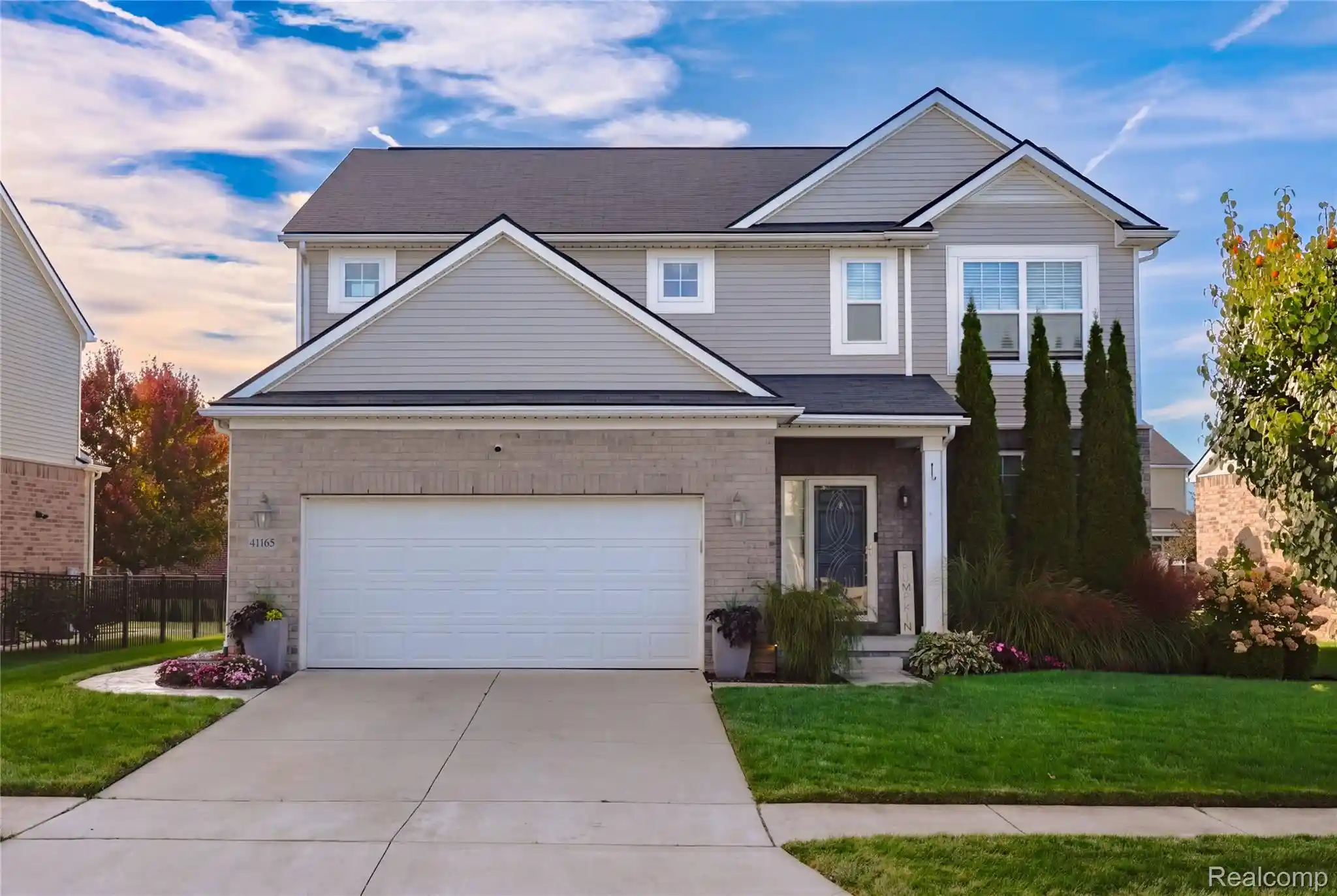 Photo 1 of Single family home for sale at 41165 Damask Dr, Clinton Township, MI 48038 | MLS# 20261082935 | Listing updated on 2026-10-24