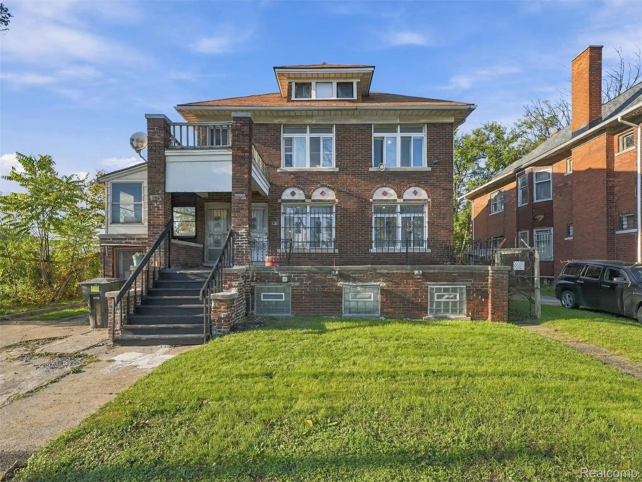 Photo 1 of Multi family home for sale at 158 160 W Arizona St, Highland Park, MI 48203 | MLS# 20261082934 | Listing updated on 2026-10-16
