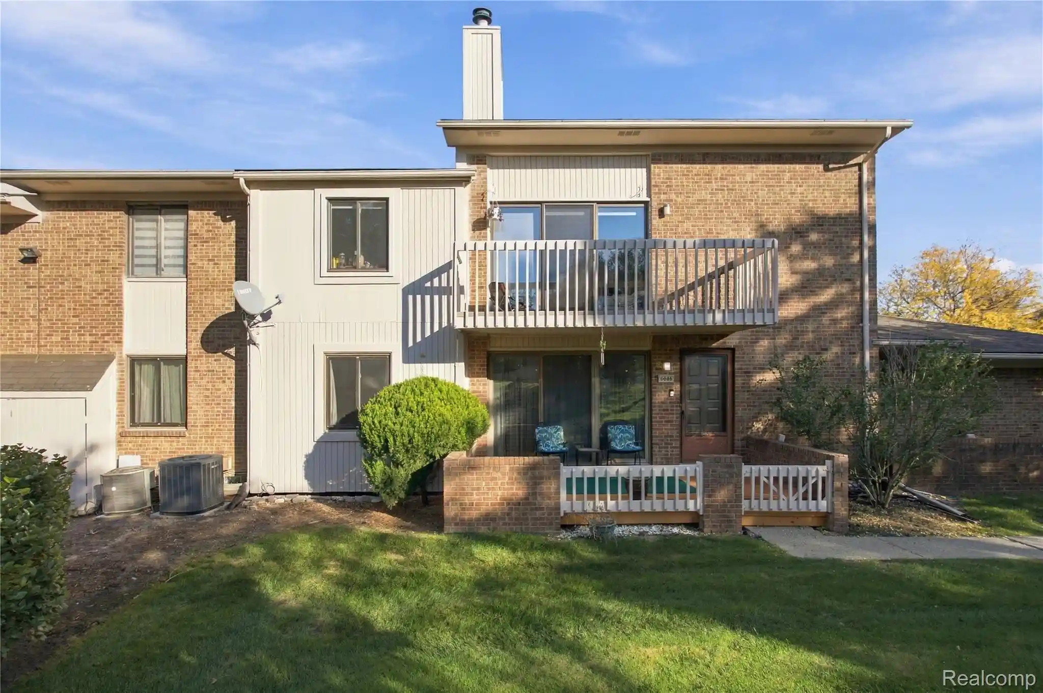 Photo 1 of Condo for sale at 6646 Maple Lakes Dr, West Bloomfield, MI 48322 | MLS# 20261082941 | Listing updated on 2026-10-21