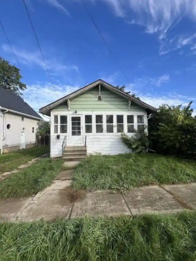 Photo 1 of Single family home for sale at 1817 Nebraska Ave, Flint, MI 48506 | MLS# 5050224713 | Listing updated on 2026-10-13