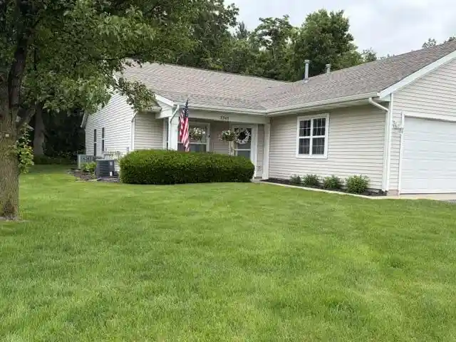Listing Photo 1 - Condo for sale in 3345 Clear Vis Ct NE located at 3345 Clear Vis Ct NE, Grand Rapids, MI 49306 - Unit 3345 Clear Vista Ct NE